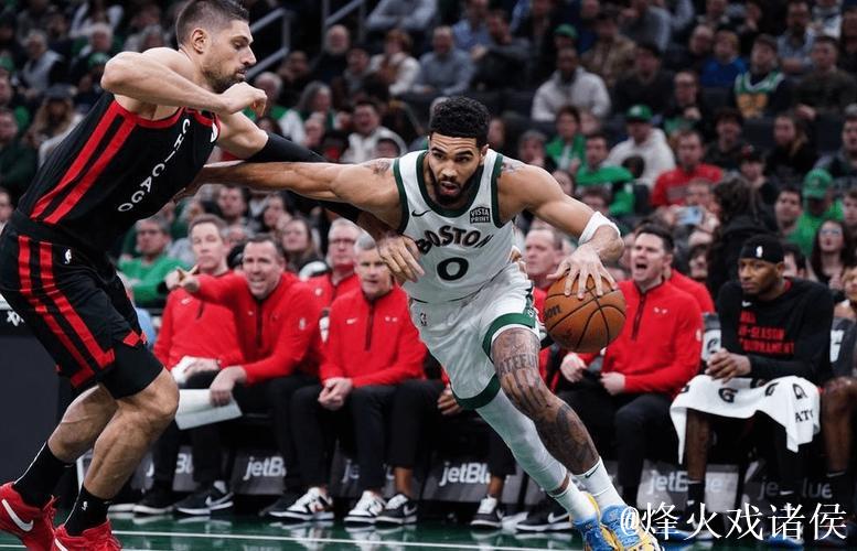 拉文狂砍36分带领公牛力挫凯尔特人喜迎3连胜，篮网击败猛龙致其吞下6连败