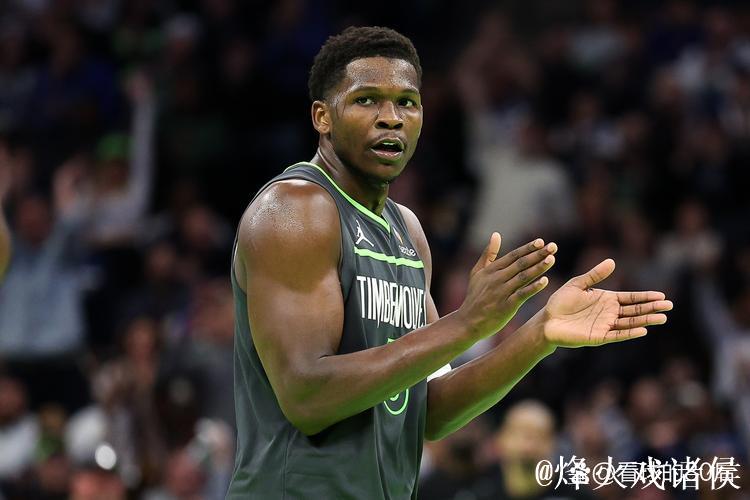 爱德华兹36+13+7森林狼狂胜尼克斯 凯尔特人轻取魔术