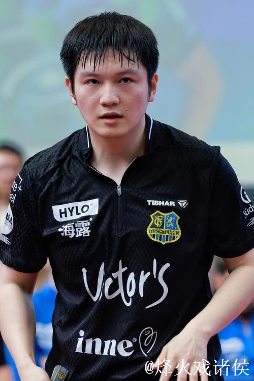 樊振东重返德甲 助萨尔布吕肯主场取胜 樊振东重返德甲 助萨尔布吕肯主场取胜